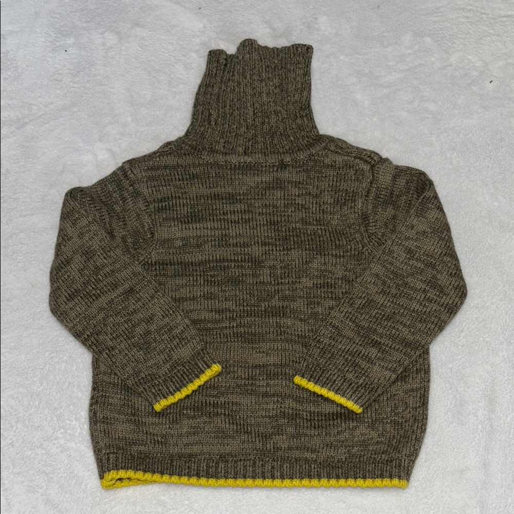 Green Knit Sweater with Yellow and Blue Accents - Picture 6 of 6